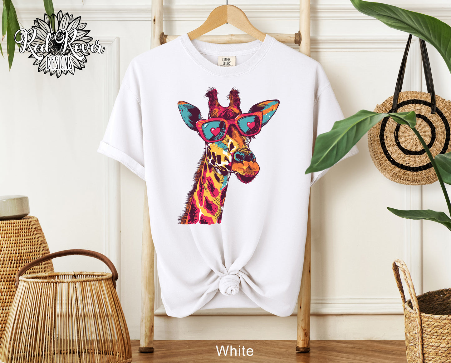 Giraffe Love